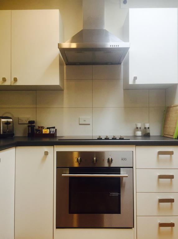 Amberley Serviced Apartments Buitenkant foto